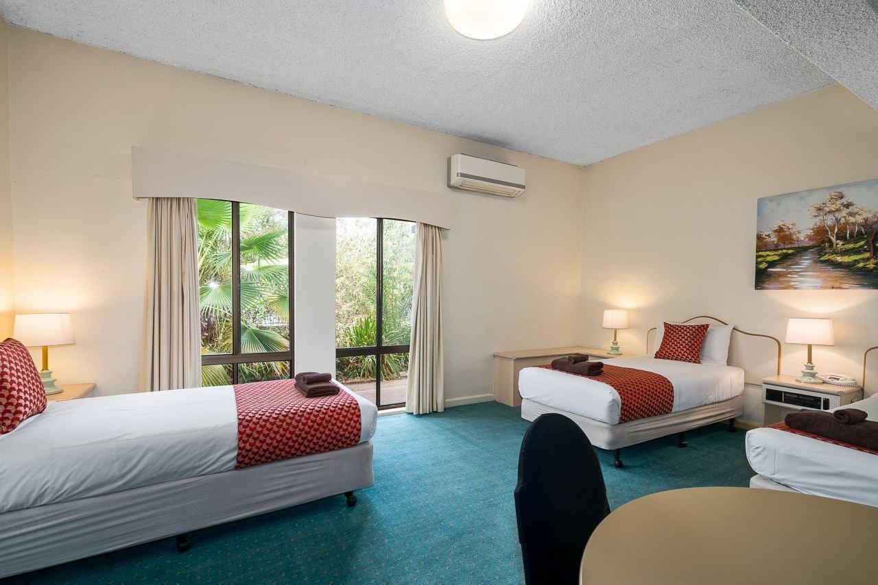 Garden City Motor Inn Уогга-Уогга Экстерьер фото