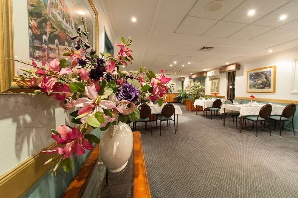 Garden City Motor Inn Уогга-Уогга Экстерьер фото