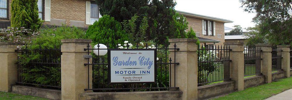 Garden City Motor Inn Уогга-Уогга Экстерьер фото