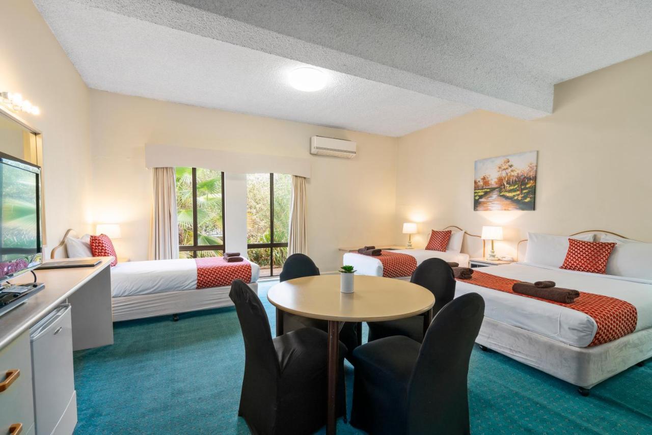 Garden City Motor Inn Уогга-Уогга Экстерьер фото